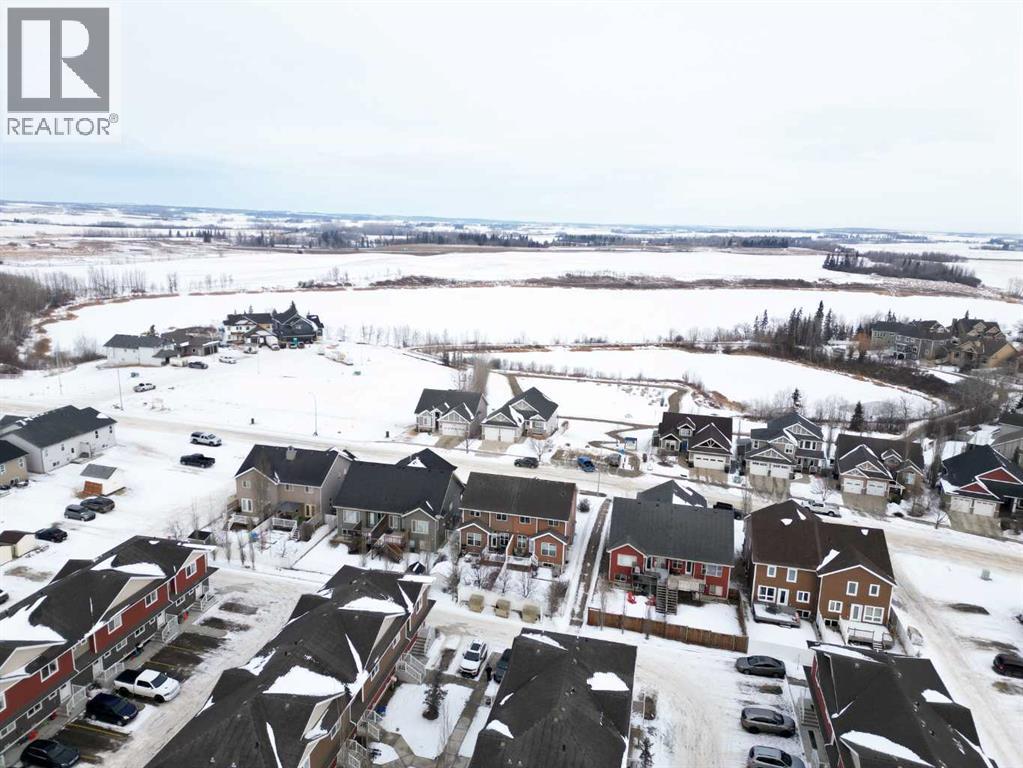 30, 4716 College Avenue, Lacombe, Alberta  T4L 0J5 - Photo 2 - A2282954