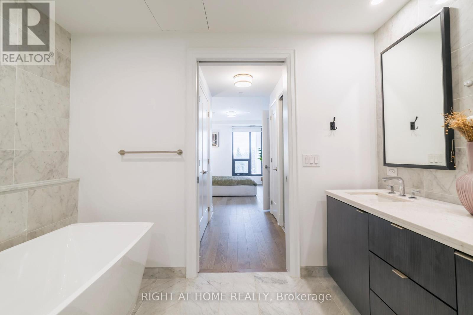 410 - 280 Howland Avenue, Toronto, Ontario  M5R 0C3 - Photo 31 - C12746900