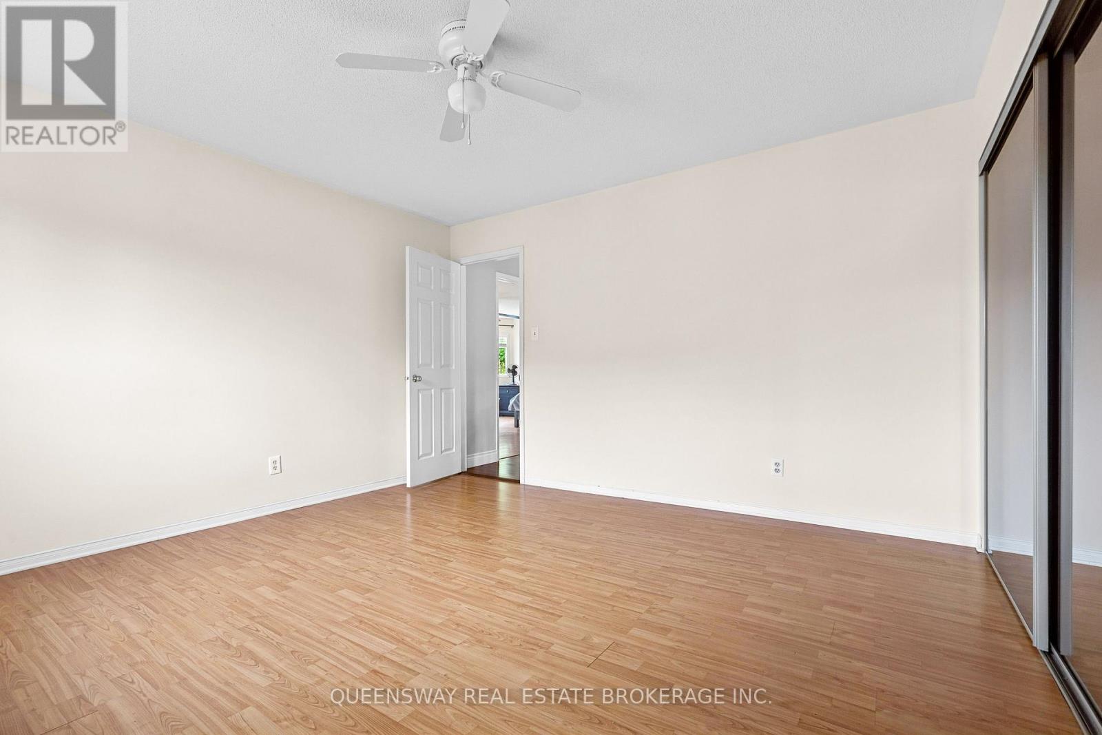 69 Cityview Circle, Barrie, Ontario  L4N 7V1 - Photo 21 - S12746916