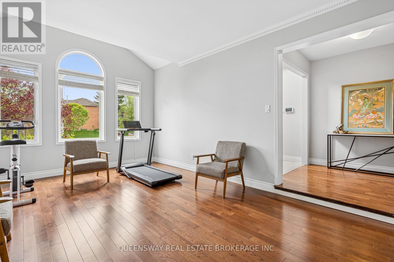 69 Cityview Circle, Barrie, Ontario  L4N 7V1 - Photo 5 - S12746916