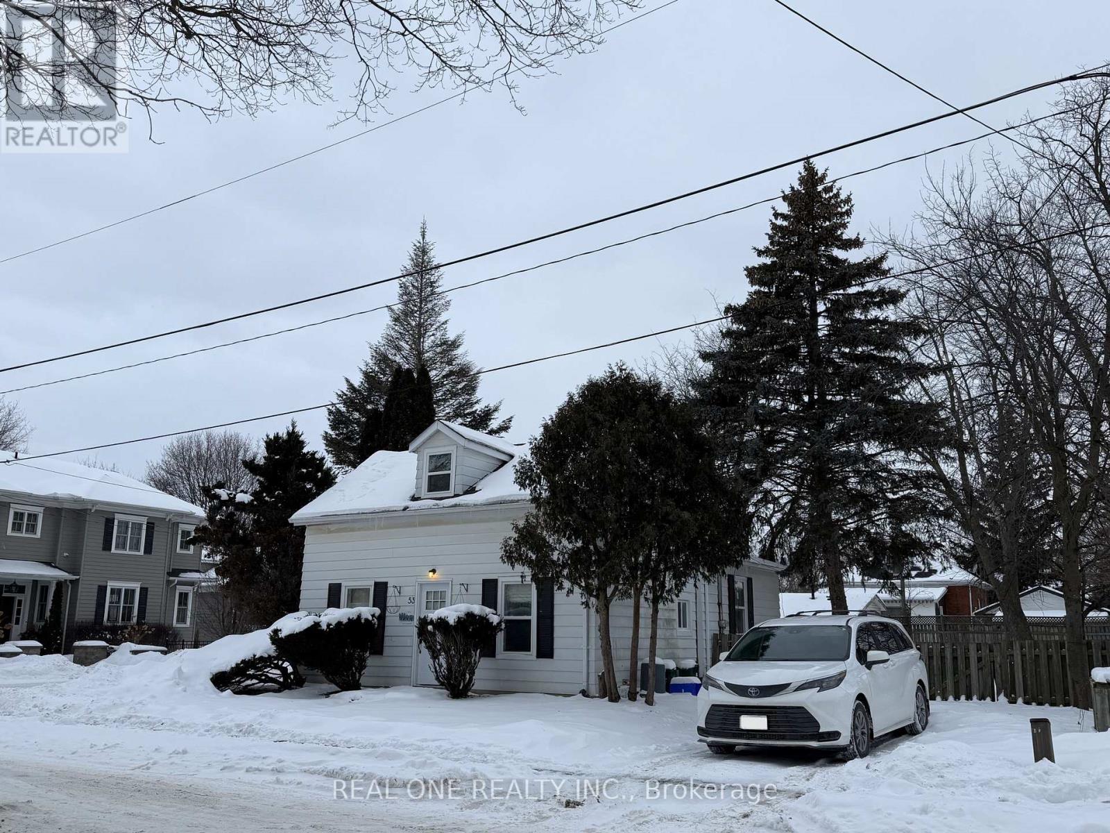 53 ROBERT STREET, Milton, Ontario