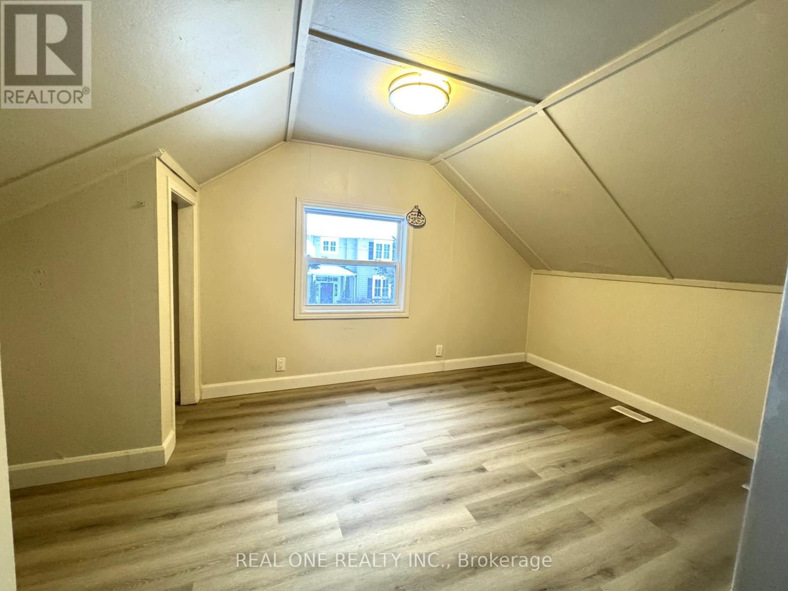 53 Robert Street, Milton, Ontario  L9T 1G7 - Photo 12 - W12746902