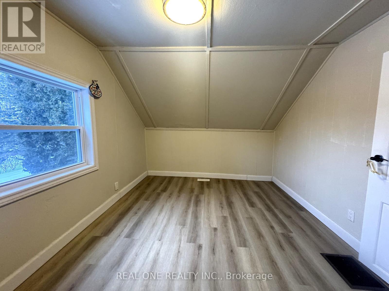 53 Robert Street, Milton, Ontario  L9T 1G7 - Photo 14 - W12746902