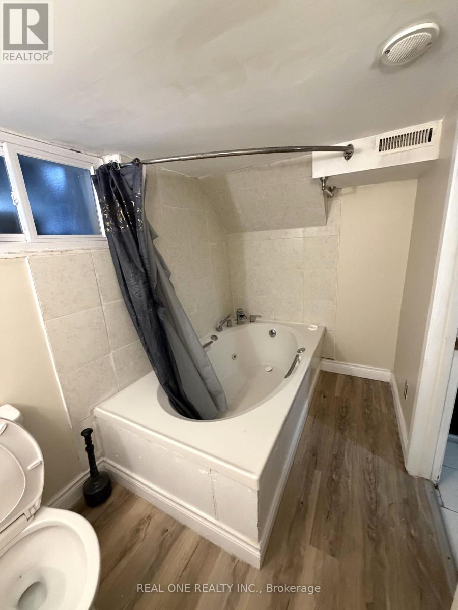 53 Robert Street, Milton, Ontario  L9T 1G7 - Photo 23 - W12746902