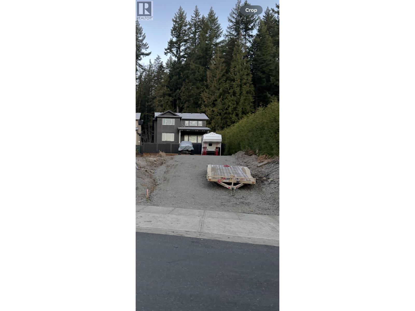 3517 Highland Drive, Coquitlam, British Columbia  V3E 0N3 - Photo 2 - R3085031