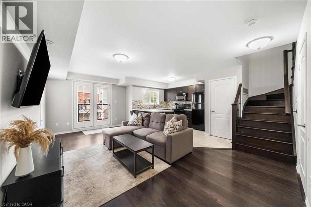 2551 Sixth Line Unit# 3, Oakville, Ontario  L6H 0H7 - Photo 7 - 40773124