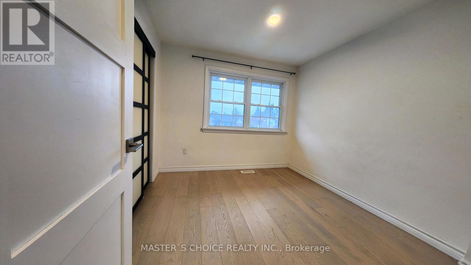 Upper Unit - 26 Heatherington Drive, Toronto, Ontario  M1T 1N4 - Photo 18 - E12746928