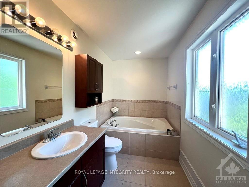 106 Cedar Valley Drive, Ottawa, Ontario  K2M 3A3 - Photo 14 - X12746970
