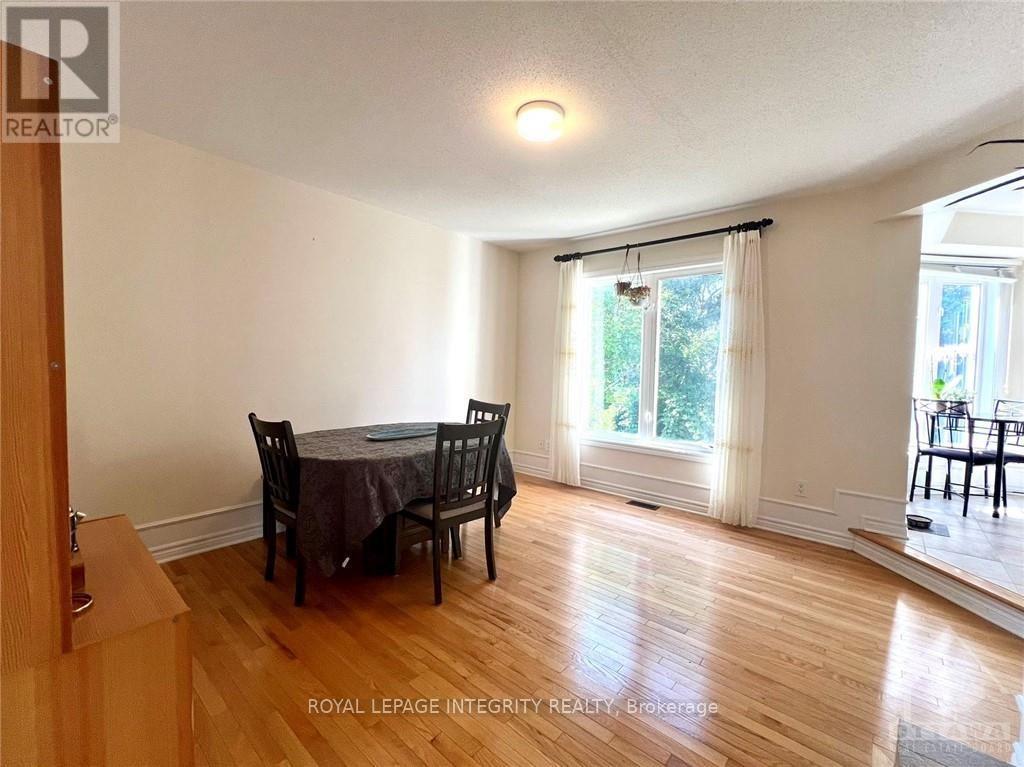 106 Cedar Valley Drive, Ottawa, Ontario  K2M 3A3 - Photo 7 - X12746970