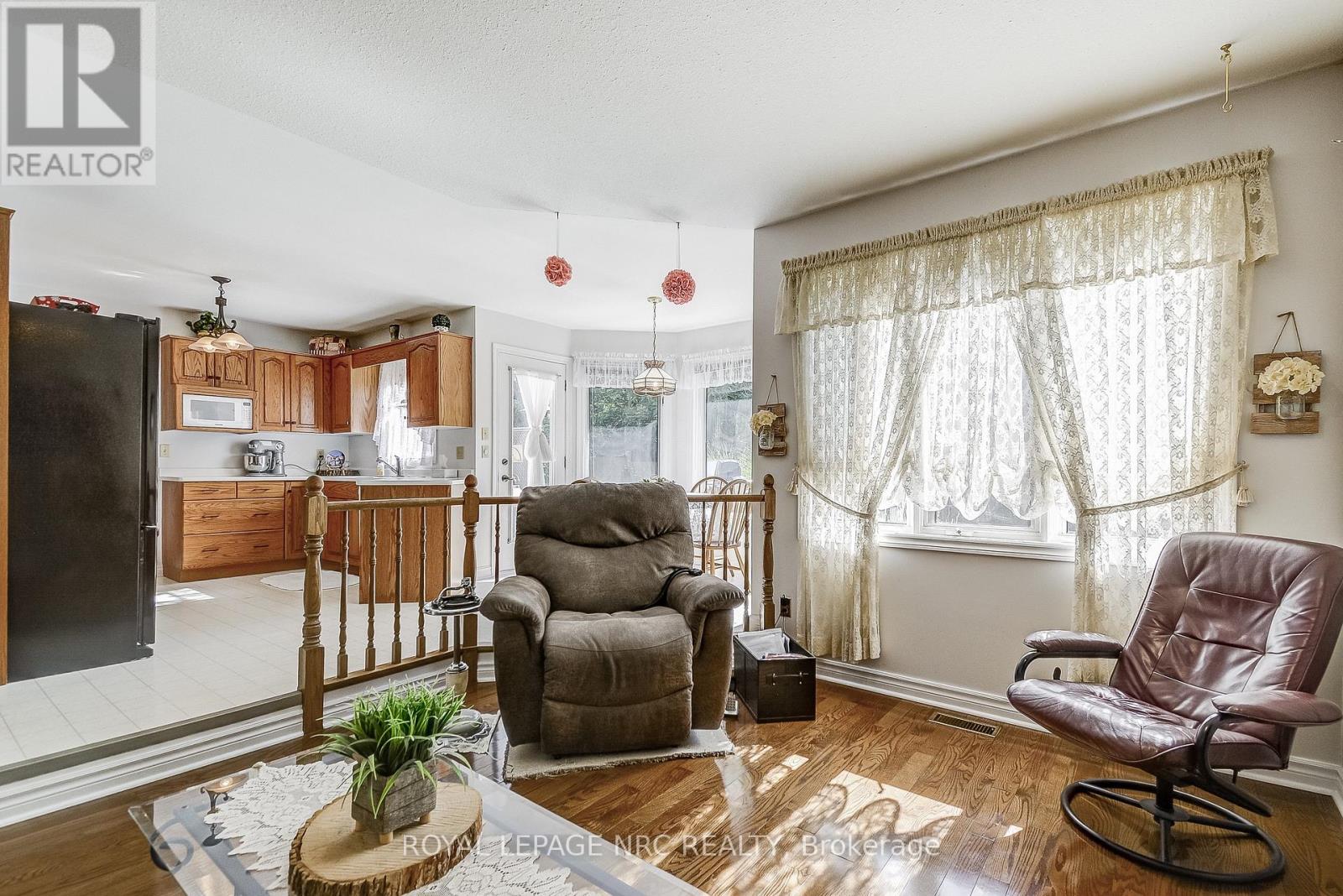 8 Hearth Court, Niagara-On-The-Lake, Ontario  L0S 1J0 - Photo 16 - X12746972