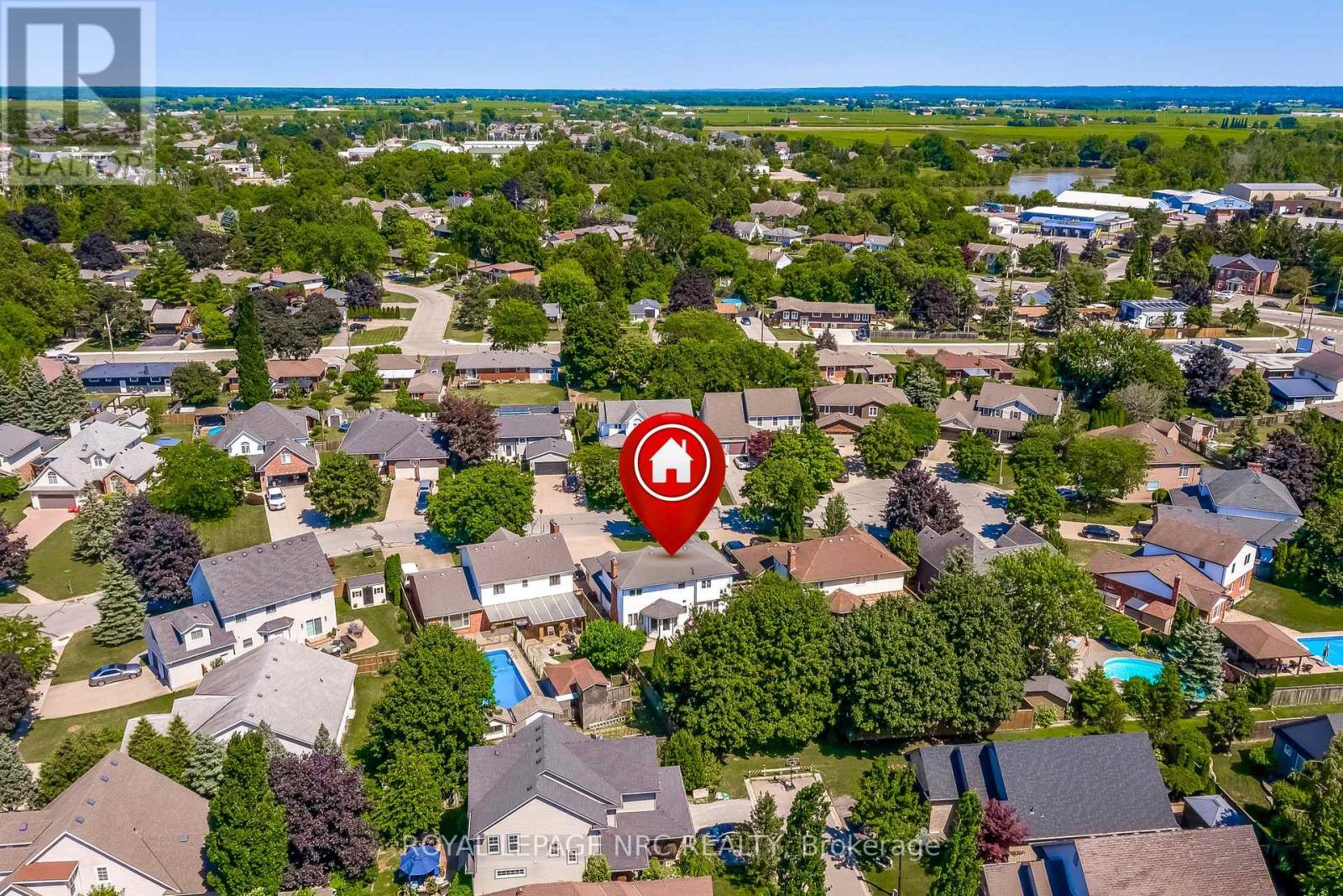 8 Hearth Court, Niagara-On-The-Lake, Ontario  L0S 1J0 - Photo 45 - X12746972