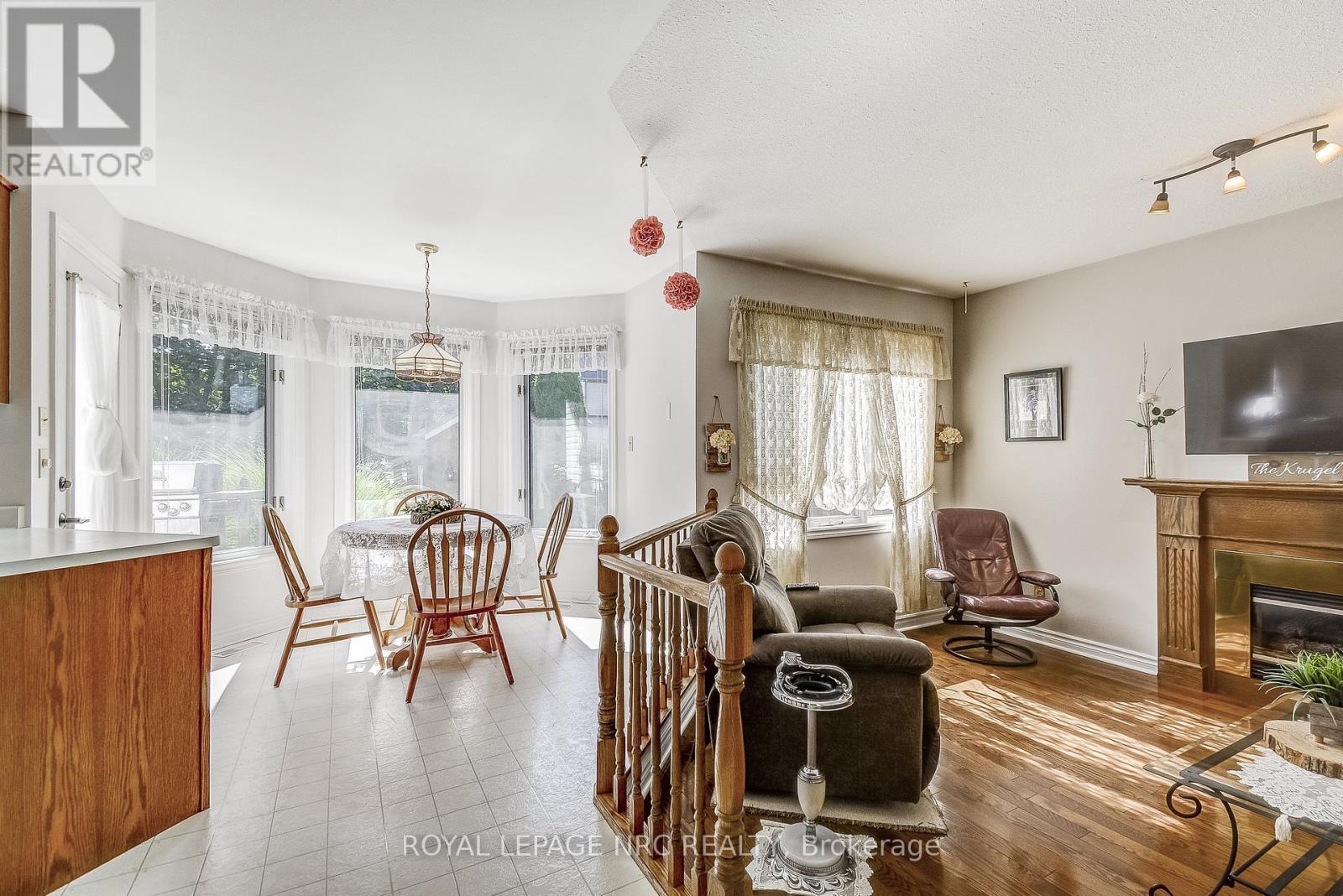 8 Hearth Court, Niagara-On-The-Lake, Ontario  L0S 1J0 - Photo 8 - X12746972