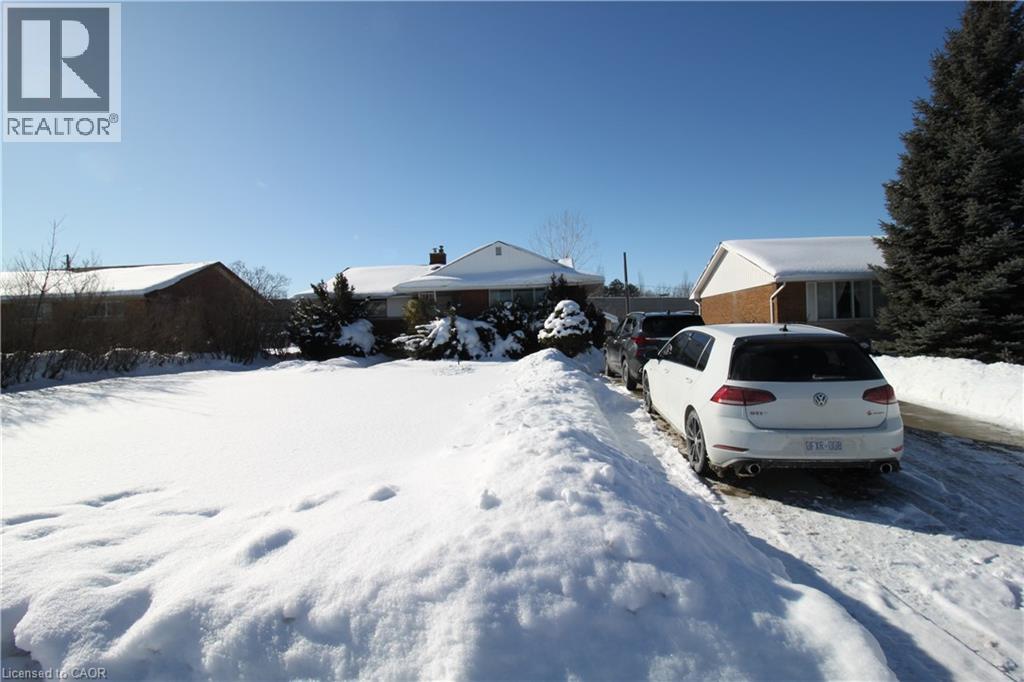 51 Glengarry Road, St. Catharines, Ontario  L2T 2V4 - Photo 2 - 40802176