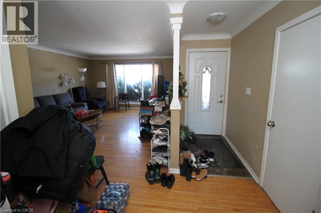 51 Glengarry Road, St. Catharines, Ontario  L2T 2V4 - Photo 5 - 40802176