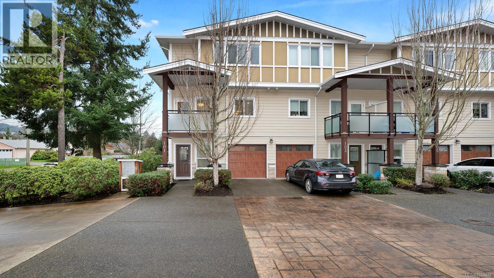 101 2889 Carlow Rd, Langford, British Columbia  V9B 2S3 - Photo 2 - 1024478