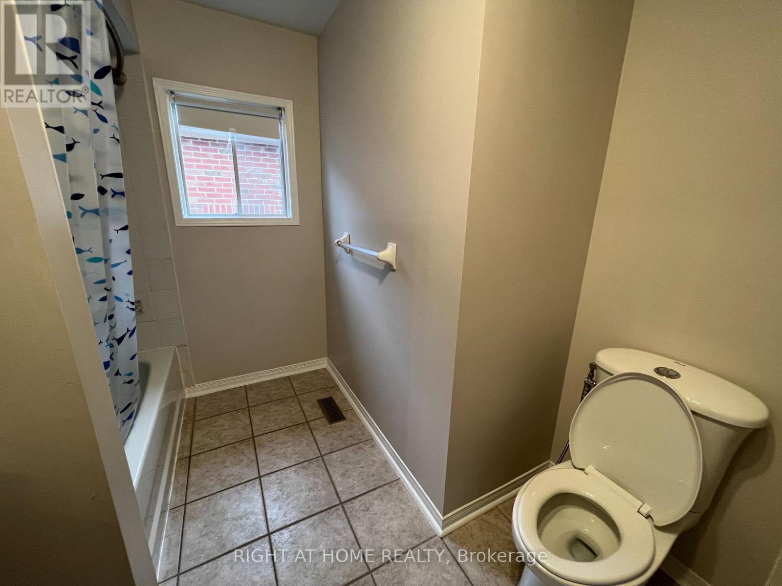 5 Steckley Street, Aurora, Ontario  L4G 7K6 - Photo 17 - N12746956