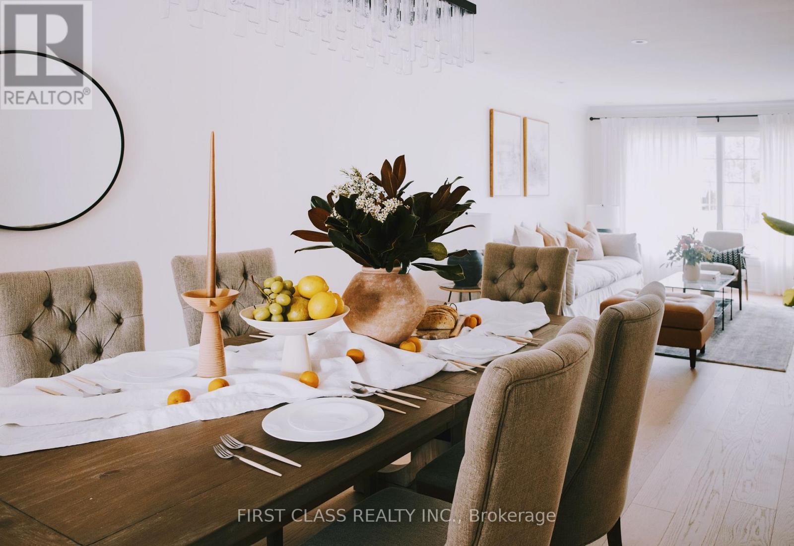 20 East Drive E, Markham, Ontario  L6G 1A4 - Photo 2 - N12740584