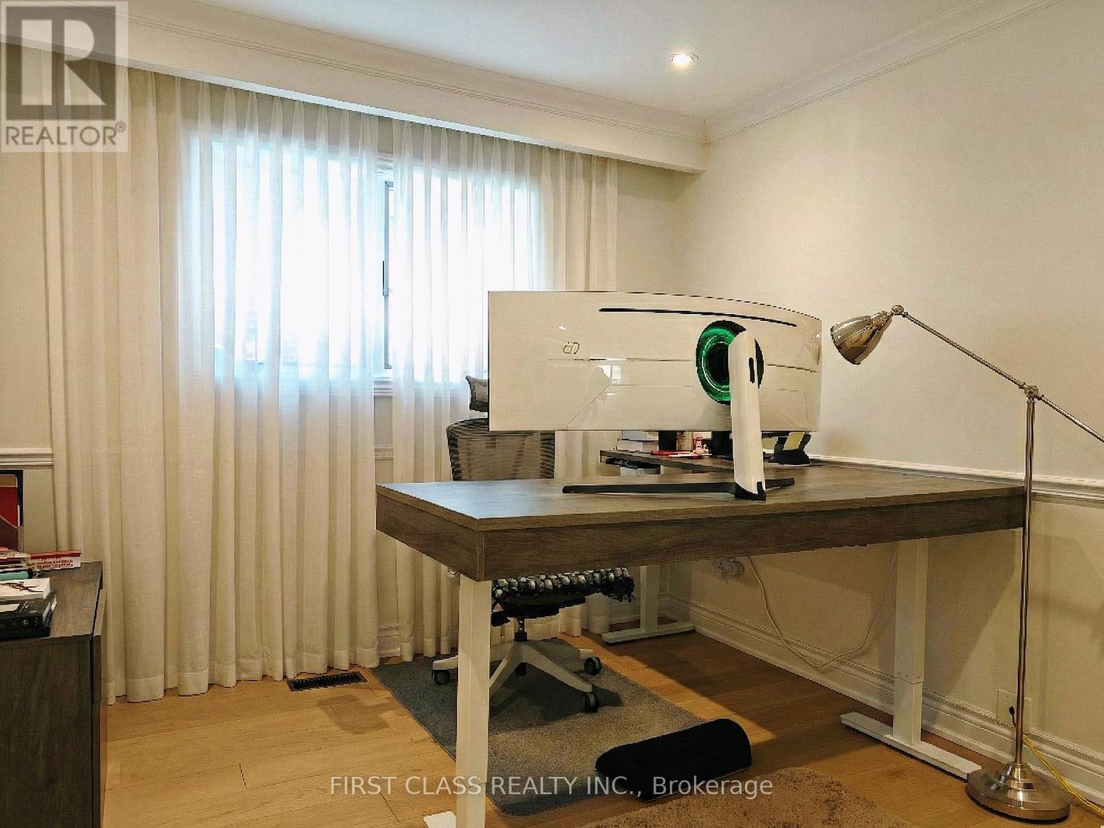 20 East Drive E, Markham, Ontario  L6G 1A4 - Photo 5 - N12740584