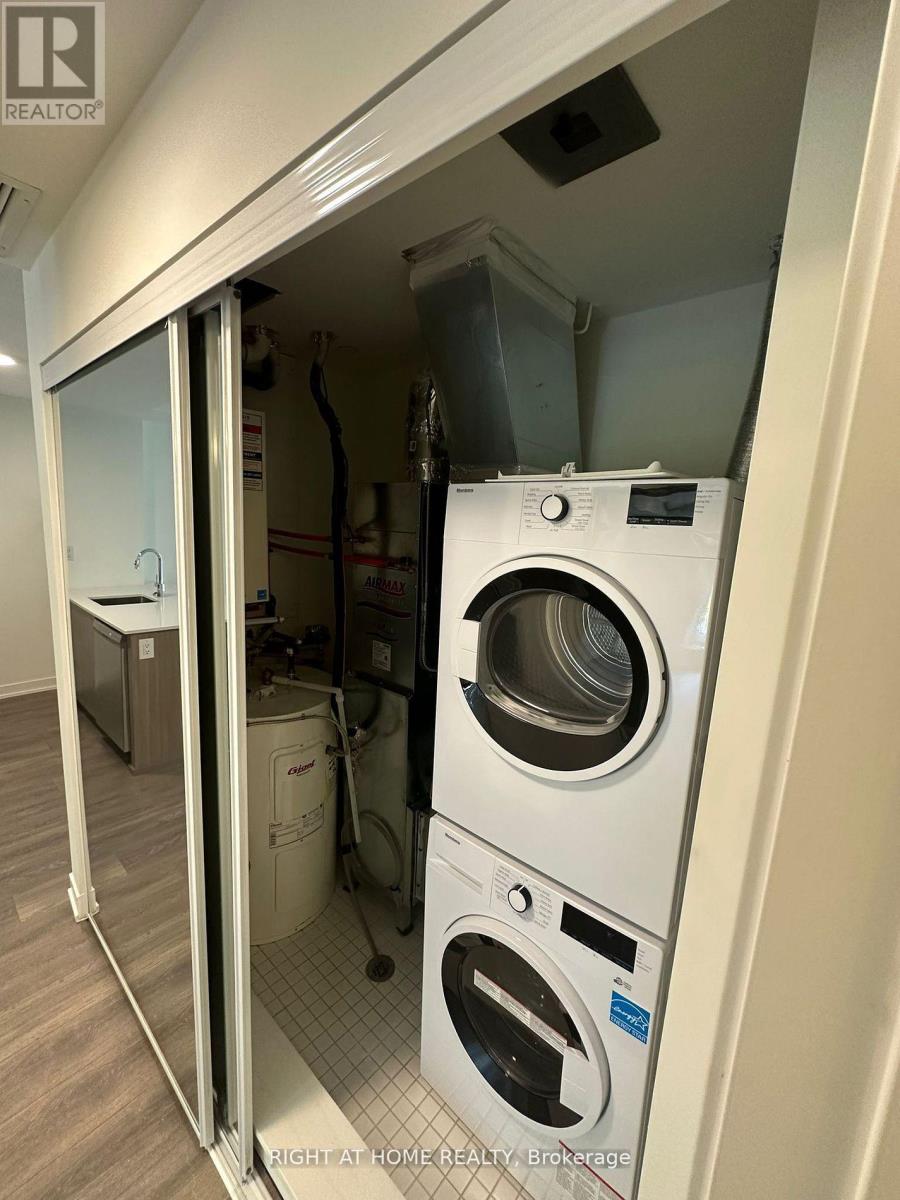 107 - 155 Canon Jackson Drive, Toronto, Ontario  M6M 0E1 - Photo 14 - W12746962