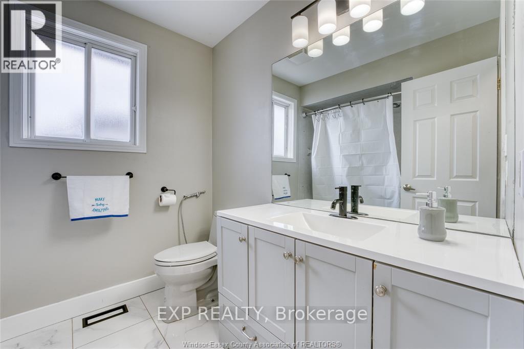 2901 Robillard Crescent, Windsor, Ontario  N8W 5L2 - Photo 18 - X12746960