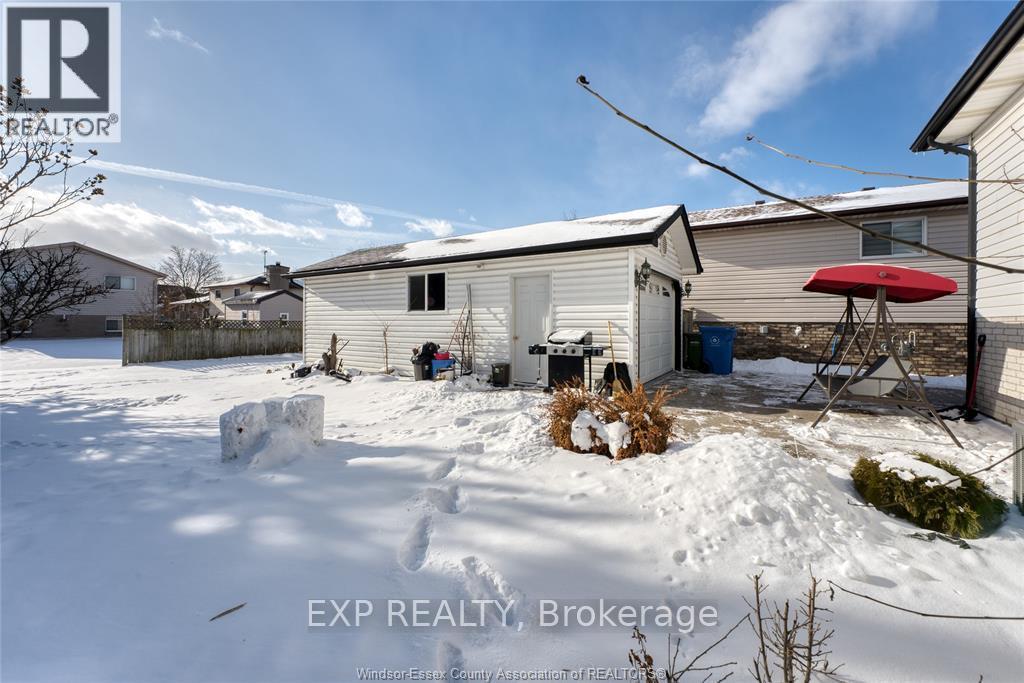 2901 Robillard Crescent, Windsor, Ontario  N8W 5L2 - Photo 33 - X12746960