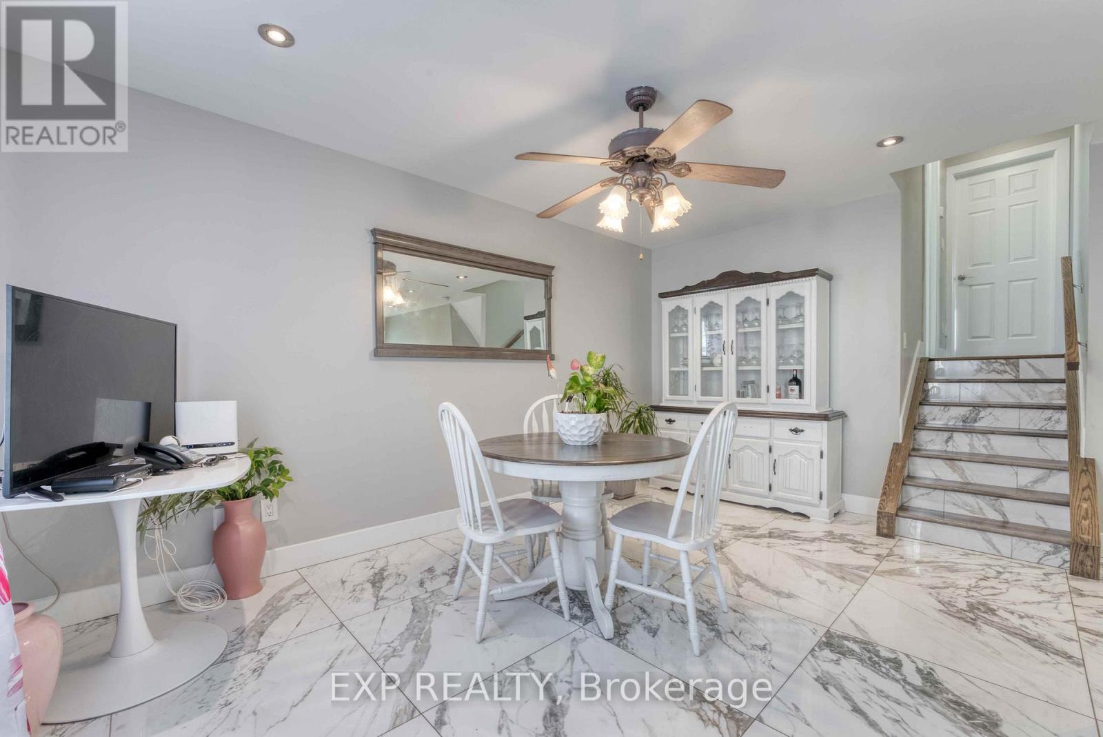 2901 Robillard Crescent, Windsor, Ontario  N8W 5L2 - Photo 4 - X12746960