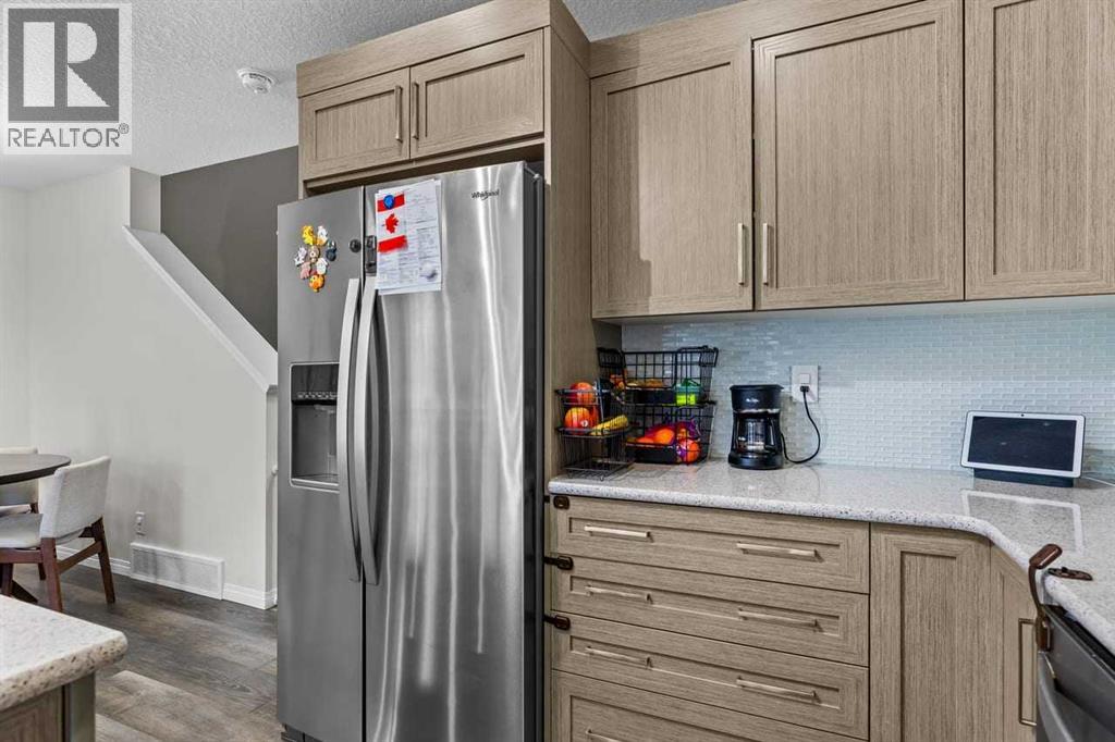 51 Yorkville Boulevard Sw, Calgary, Alberta  T2X 4K2 - Photo 11 - A2278471