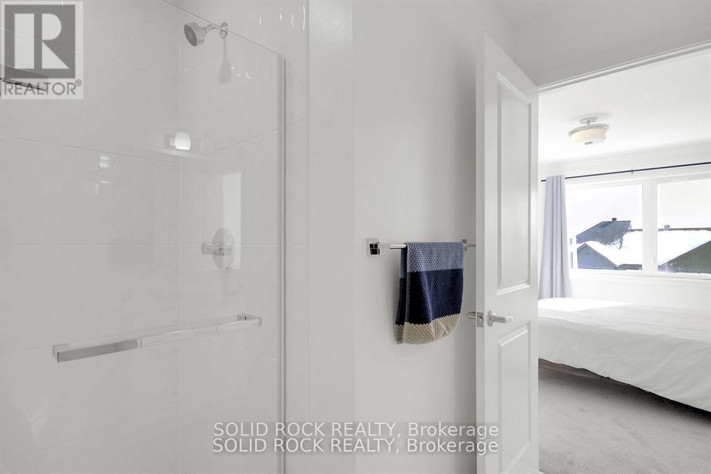 574 Tahoe Heights, Ottawa, Ontario  K1T 0X5 - Photo 18 - X12746978
