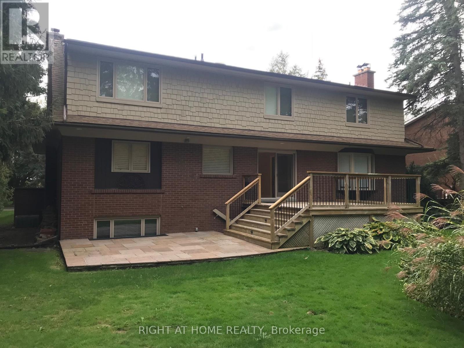 24 Vintage Lane, Markham, Ontario  L3T 1X6 - Photo 17 - N12746992