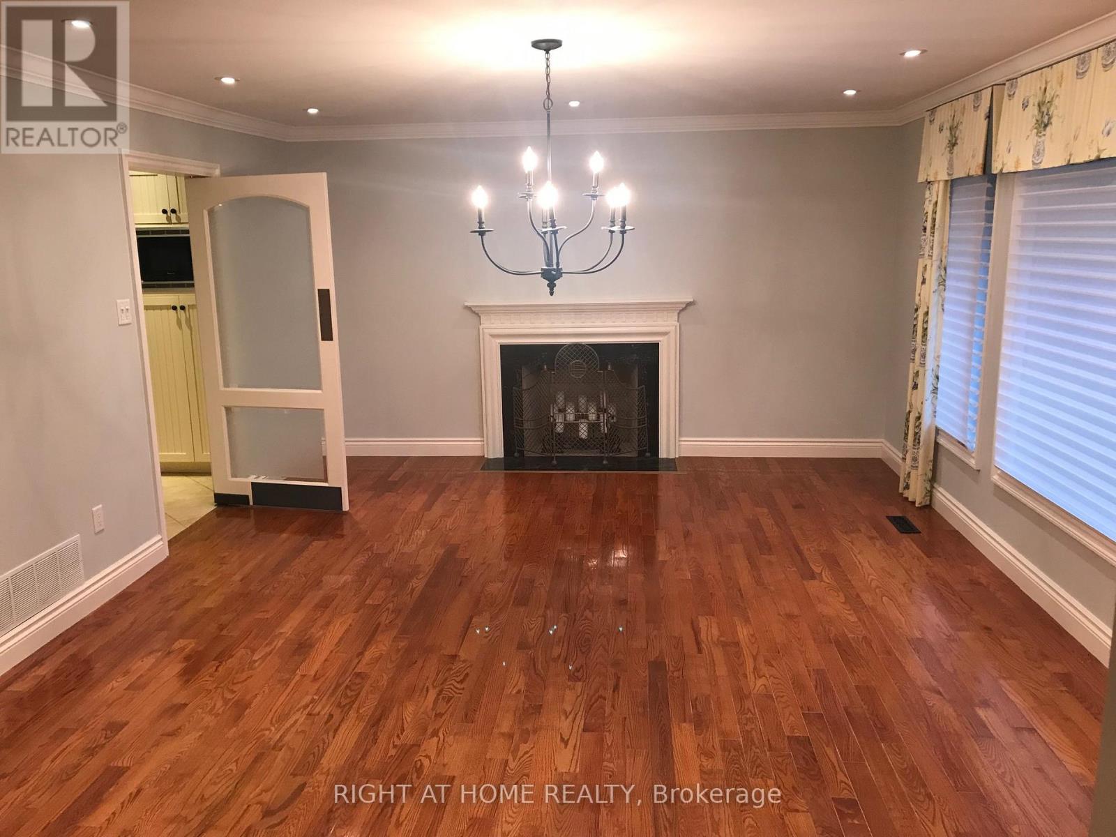 24 Vintage Lane, Markham, Ontario  L3T 1X6 - Photo 5 - N12746992