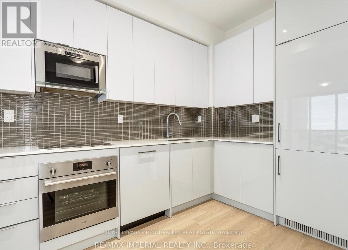 701 - 2916 Highway 7 Road, Vaughan, Ontario  L4K 0K6 - Photo 9 - N12746076