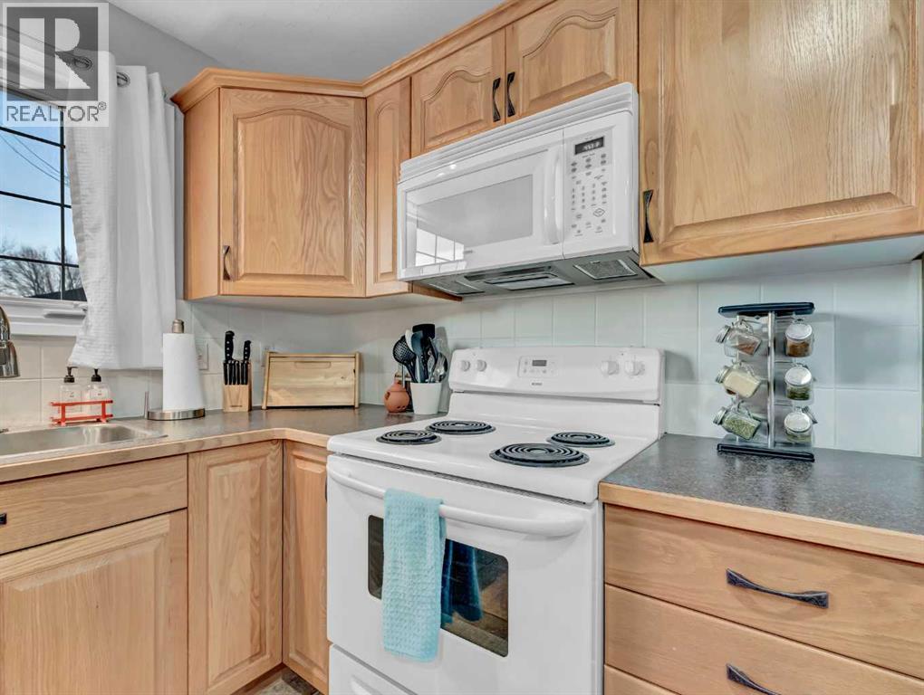 23 Ross Haven Place Se, Medicine Hat, Alberta  T1B 2T9 - Photo 33 - A2282213