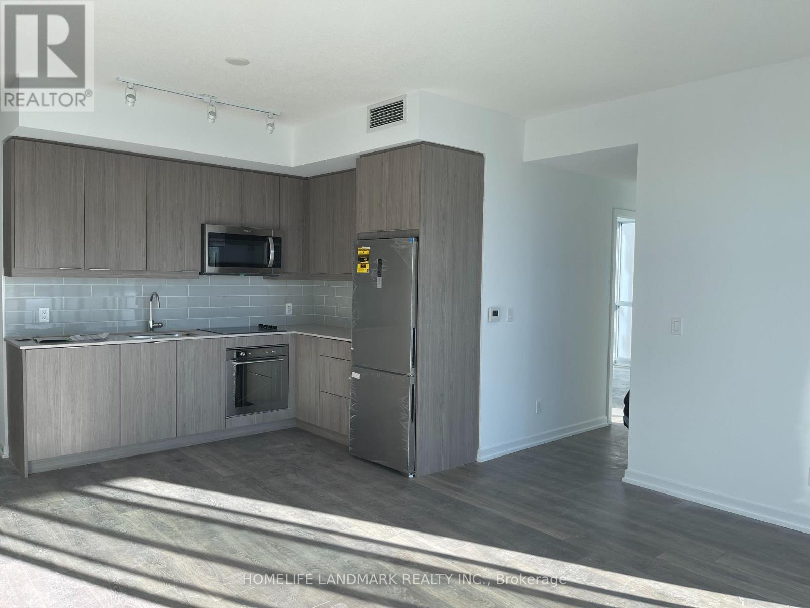 803 - 36 Forest Manor Road, Toronto, Ontario  M2J 1M5 - Photo 8 - C12746994