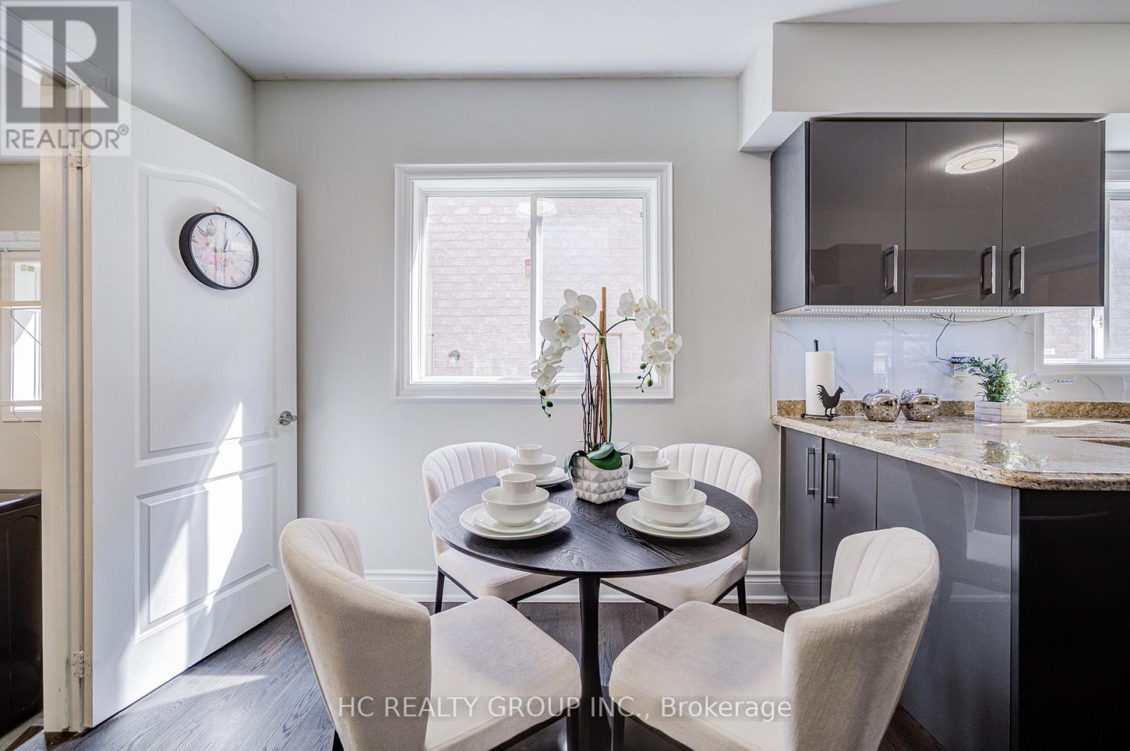 483 Menczel Crescent, Newmarket, Ontario  L3X 2P6 - Photo 15 - N12747014