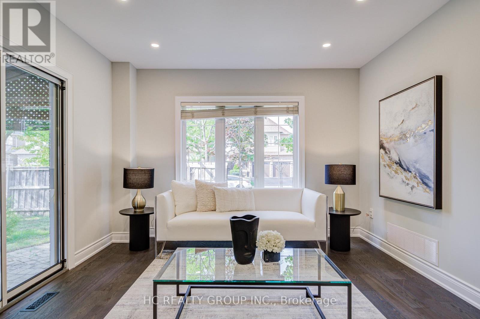 483 Menczel Crescent, Newmarket, Ontario  L3X 2P6 - Photo 6 - N12747014