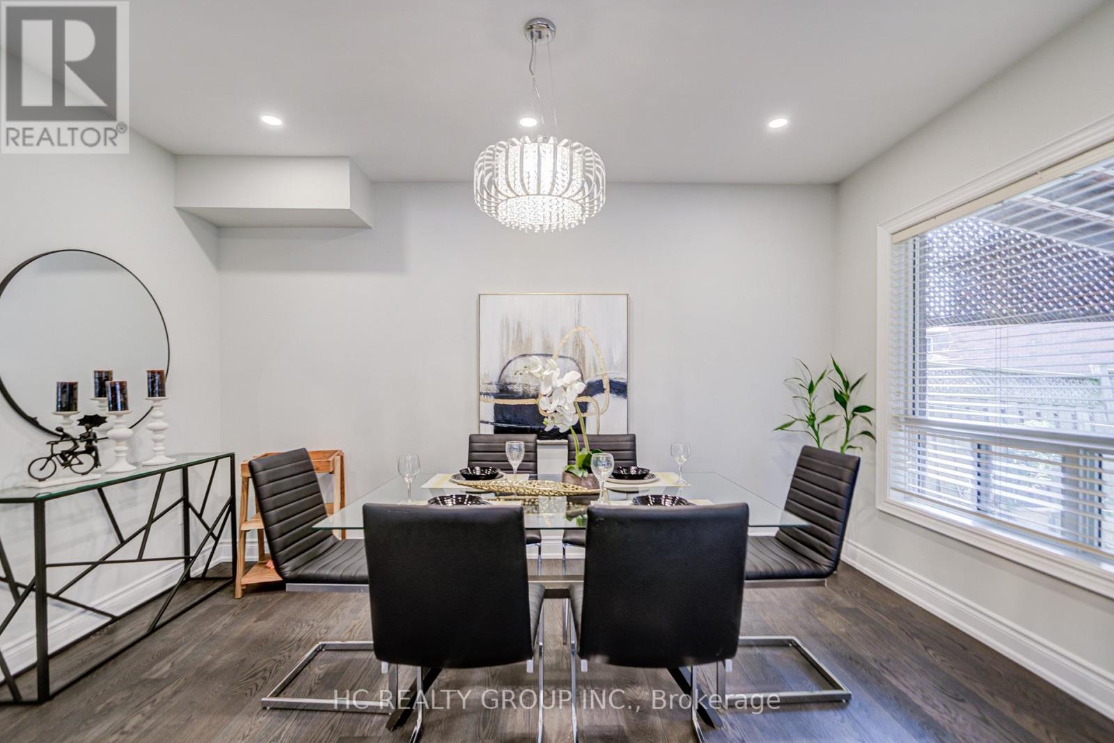 483 Menczel Crescent, Newmarket, Ontario  L3X 2P6 - Photo 8 - N12747014