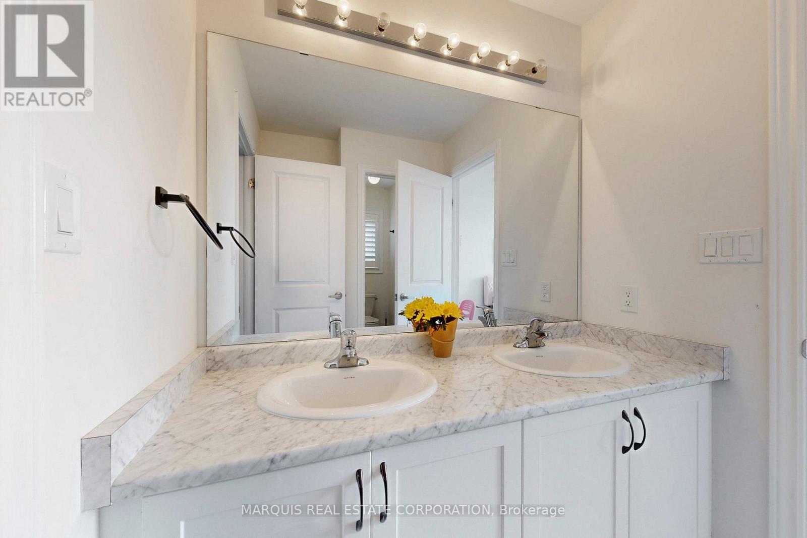 1787 Emberton Way, Innisfil, Ontario  L9S 0N4 - Photo 14 - N12747016