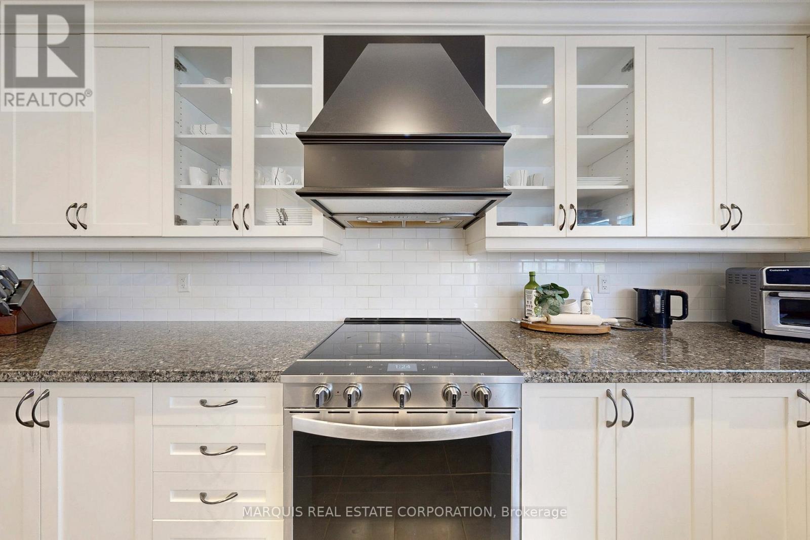 1787 Emberton Way, Innisfil, Ontario  L9S 0N4 - Photo 3 - N12747016