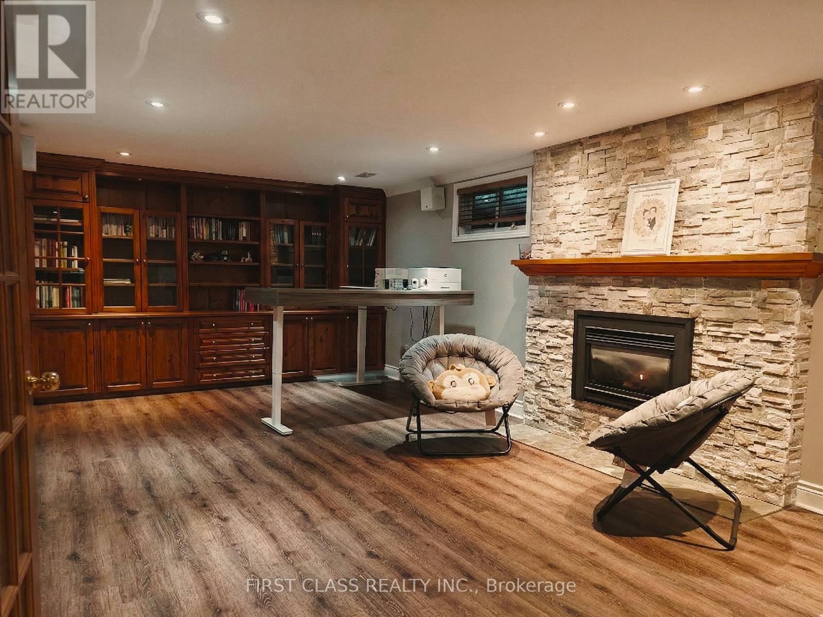 20 East Drive E, Markham, Ontario  L6G 1A4 - Photo 13 - N12740584