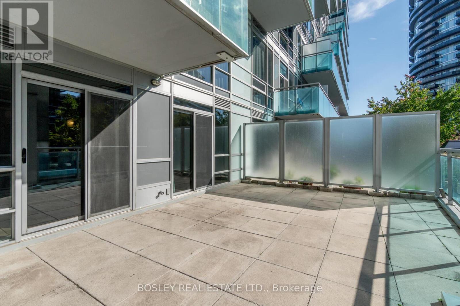 220 - 16 Brookers Lane, Toronto, Ontario  M8V 0A5 - Photo 12 - W12746998