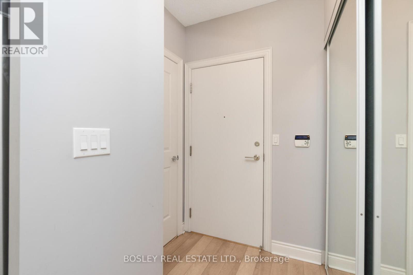 220 - 16 Brookers Lane, Toronto, Ontario  M8V 0A5 - Photo 15 - W12746998