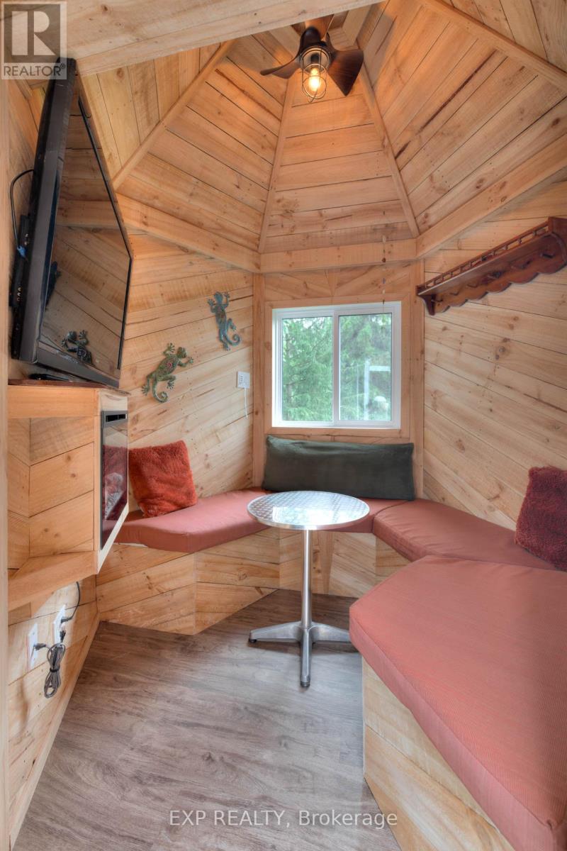 2027 Victoria Street, Howick, Ontario  N0G 1X0 - Photo 38 - X12747020