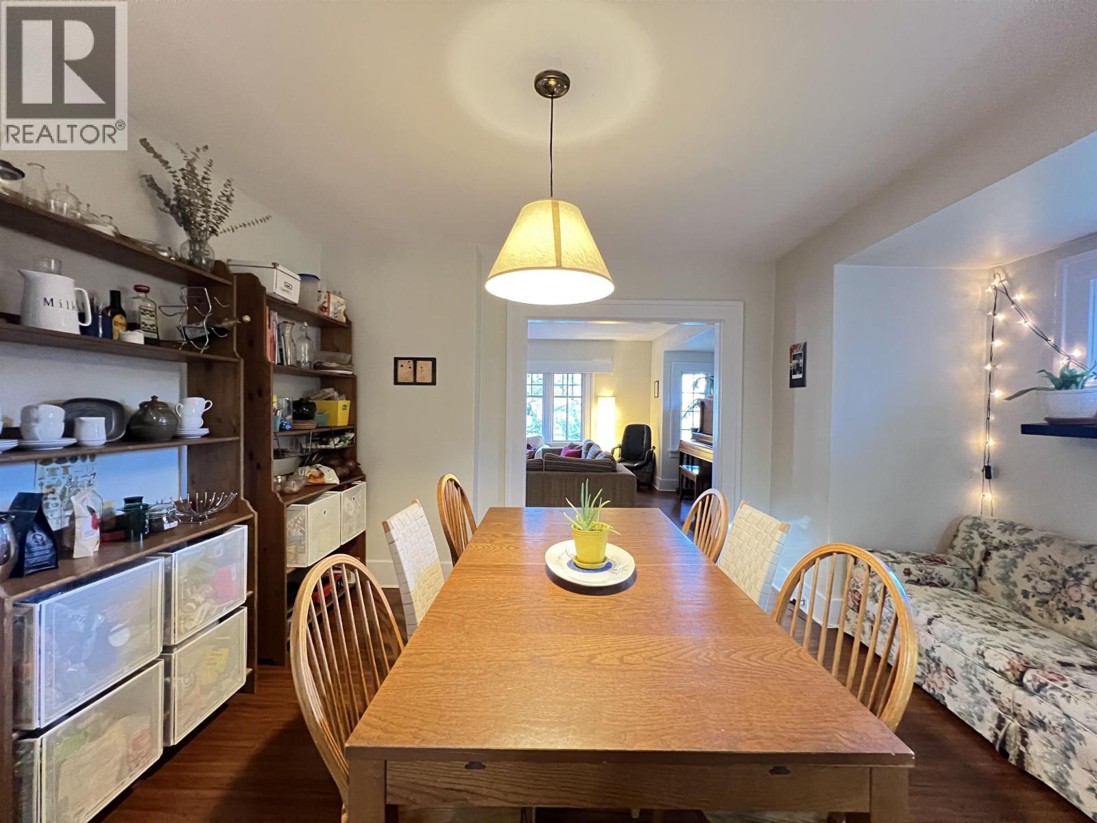 Listing Picture 13 of 40 : 2080 W 33RD AVENUE, Vancouver / 溫哥華 - 魯藝地產 Yvonne Lu Group - MLS Medallion Club Member