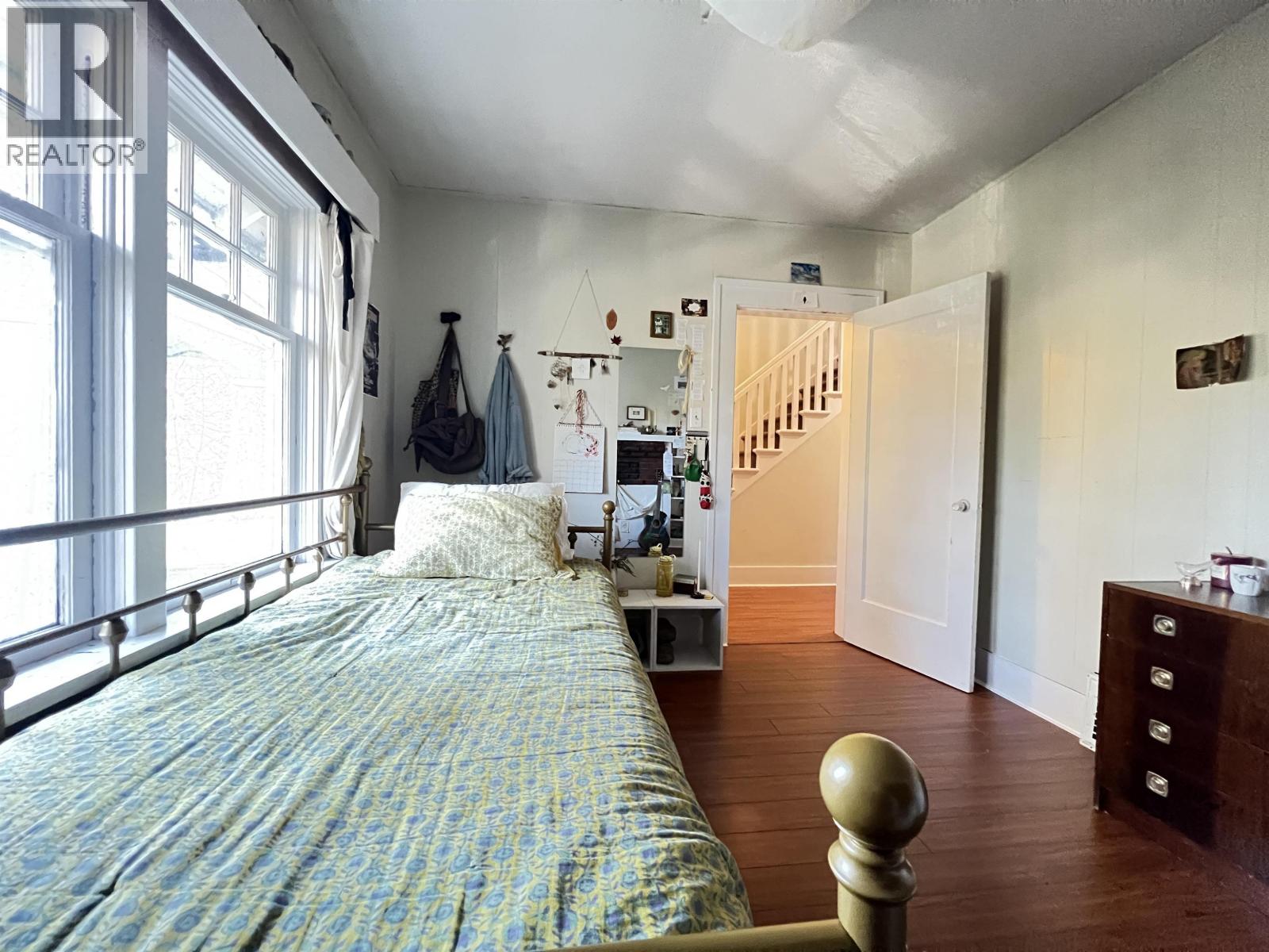 Listing Picture 19 of 40 : 2080 W 33RD AVENUE, Vancouver / 溫哥華 - 魯藝地產 Yvonne Lu Group - MLS Medallion Club Member