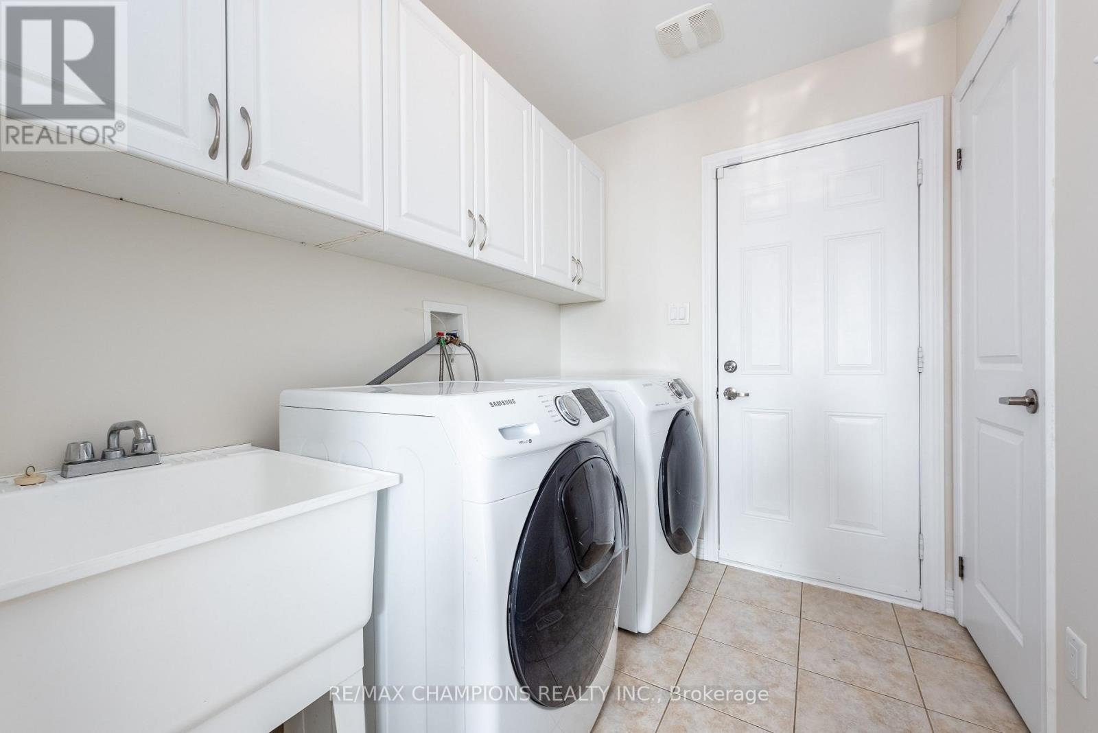 14 Naperton Drive, Brampton, Ontario  L6R 0Z5 - Photo 38 - W12741740