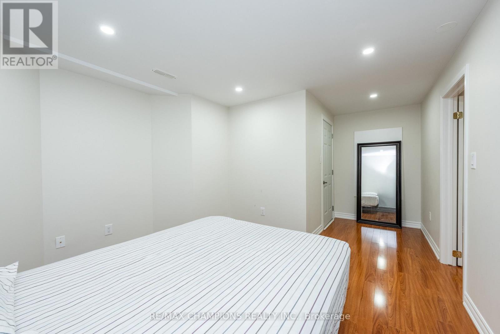 14 Naperton Drive, Brampton, Ontario  L6R 0Z5 - Photo 40 - W12741740