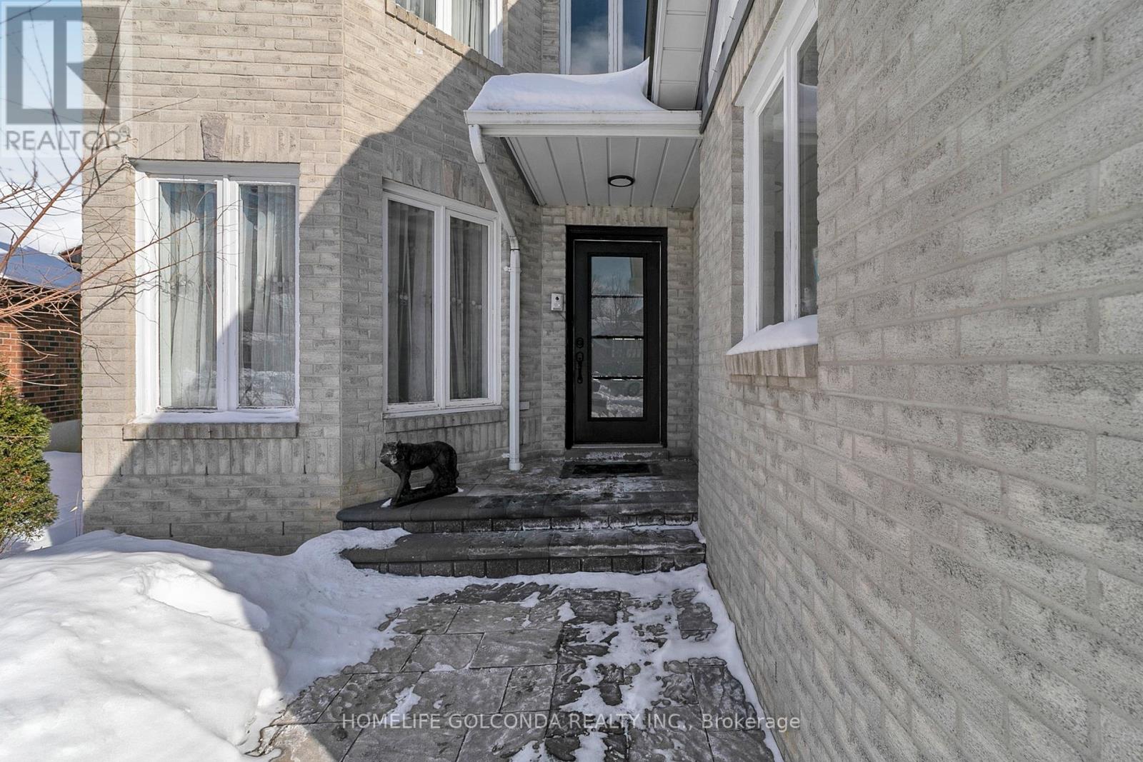 2109 Lynn Heights Drive, Pickering, Ontario  L1X 2S1 - Photo 4 - E12745640