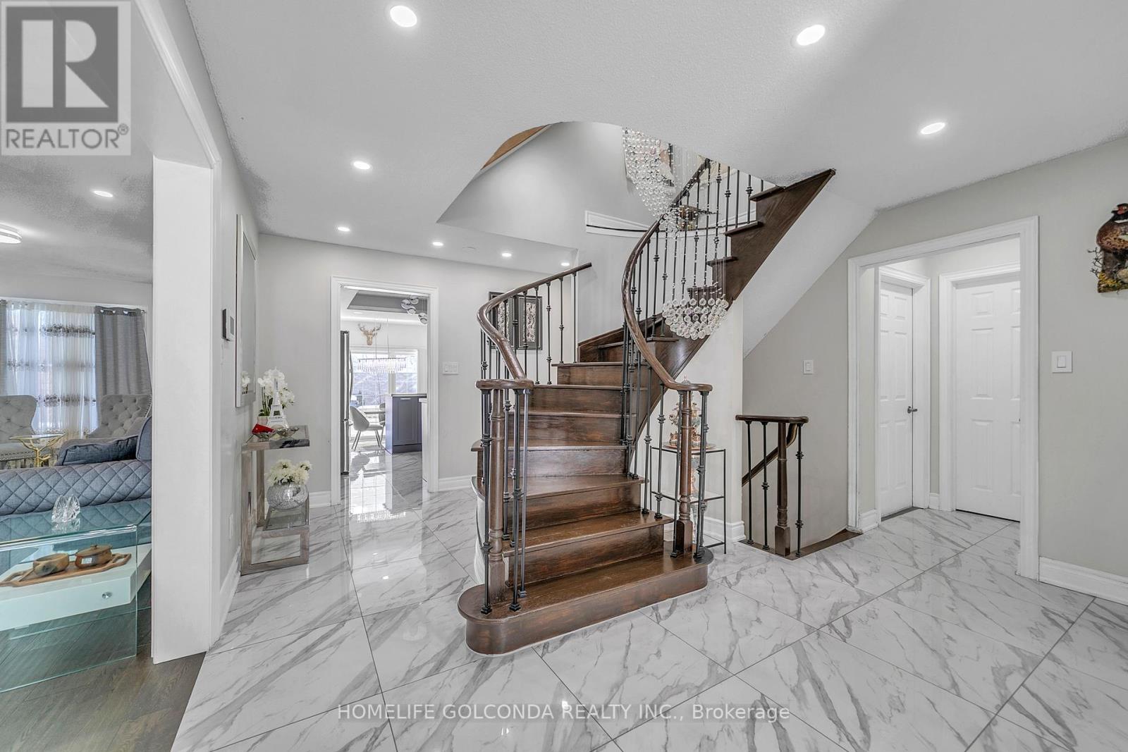 2109 Lynn Heights Drive, Pickering, Ontario  L1X 2S1 - Photo 6 - E12745640