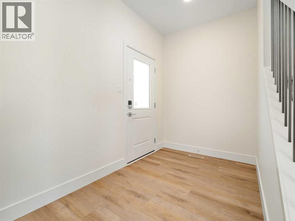 3117 44 Street S, Lethbridge, Alberta  T1K 8L1 - Photo 2 - A2282985