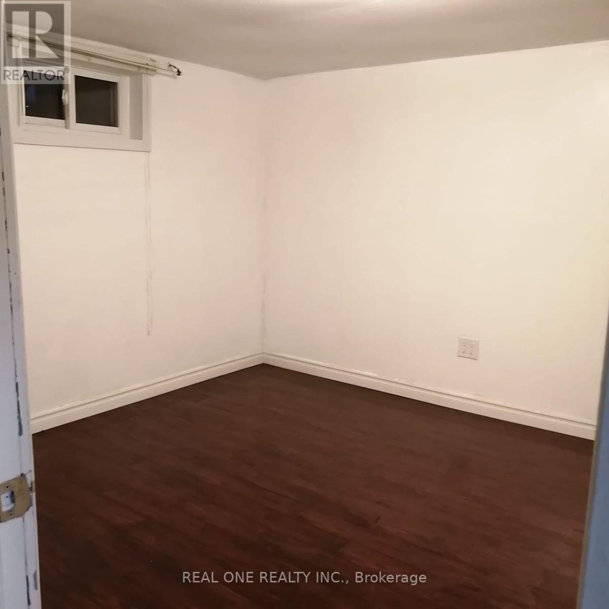 Lower - 3 Glentworth Road, Toronto, Ontario  M2J 2E4 - Photo 10 - C12747048